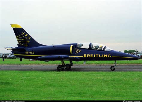 aero l-39 albatros breitling jet team colour specification|aero delfin l39.